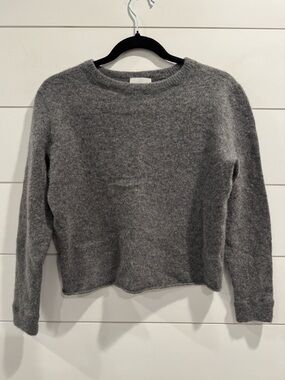 Reformation gray cropped cashmere sweater